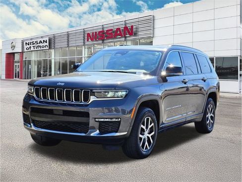 Used 2024 Jeep Grand Cherokee L Limited w/ Luxury Tech Group II image 8