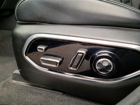 Used 2021 Jeep Grand Cherokee L Overland w/ Advanced Protech Group III image 19