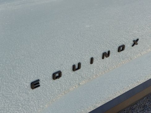 New 2026 Chevrolet Equinox LT image 10