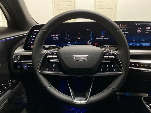 Used 2024 Cadillac Lyriq Sport RWD image 12