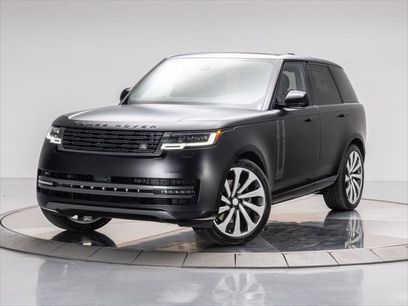 New 2025 Land Rover Range Rover SE