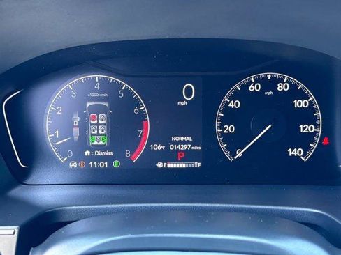 Used 2025 Honda Pilot TrailSport image 26