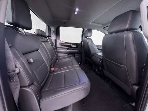 Used 2024 GMC Sierra 1500 SLT AWD/4WD image 27