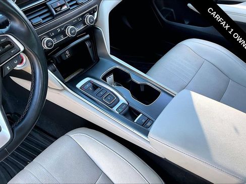 Used 2020 Honda Accord Touring image 8