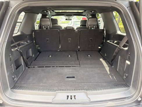 Used 2020 Ford Expedition XLT w/ Equipment Group 202A RWD image 24