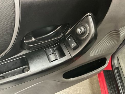 Used 2011 Ford Ranger XLT image 13