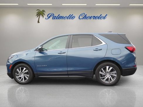 Used 2024 Chevrolet Equinox LT w/ LPO, Floor Liner Package FWD image 6