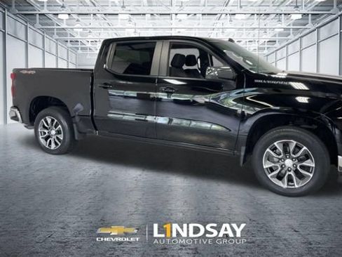 Used 2023 Chevrolet Silverado 1500 LT AWD/4WD image 3
