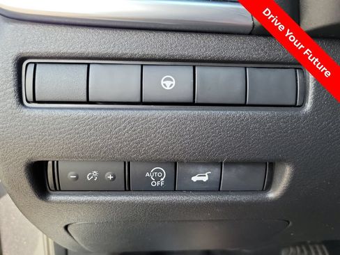 Certified 2023 Nissan Rogue SL w/ SL Premium Package FWD image 15