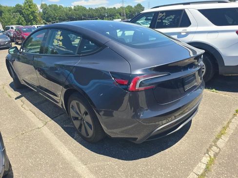Used 2025 Tesla Model 3 Long Range RWD image 8