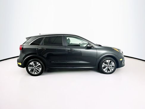Used 2022 Kia Niro EX image 10