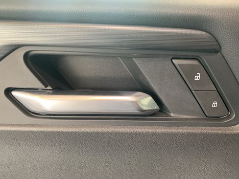 Used 2026 GMC Acadia Elevation w/ Elevation Premium Package FWD image 27