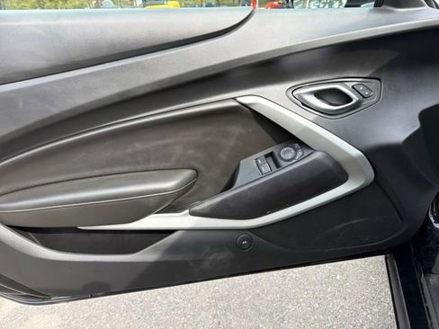Used 2017 Chevrolet Camaro LT image 10