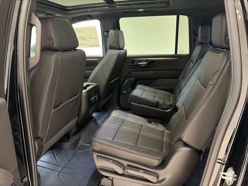 New 2026 Chevrolet Suburban High Country w/ Sun And Tow Package image 14