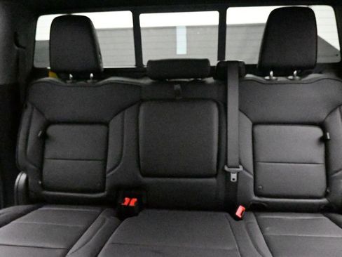 New 2026 GMC Sierra 1500 Denali AWD/4WD image 17