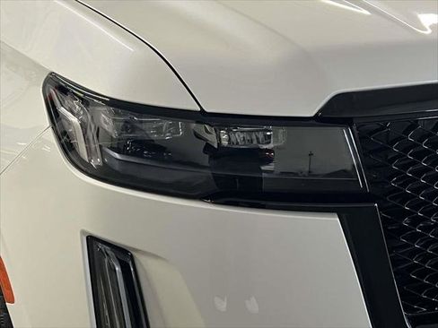 Used 2023 Cadillac Escalade Sport Platinum image 10