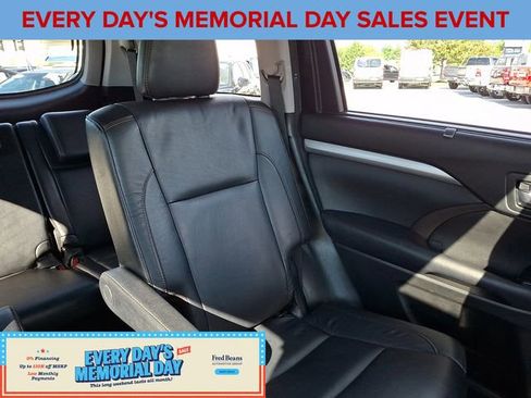Used 2018 Toyota Highlander XLE AWD/4WD image 20