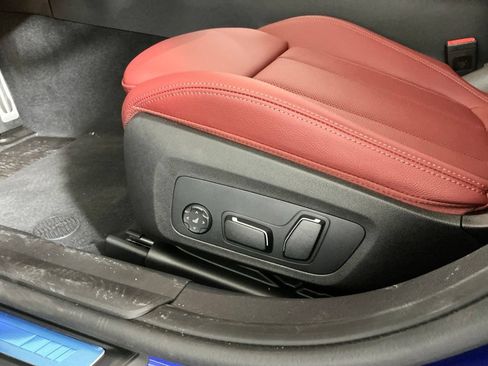 New 2026 BMW 330i Sedan w/ M Sport Package RWD image 20