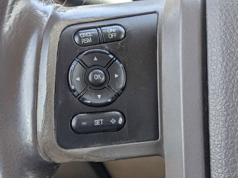 Used 2016 Ford F250 Lariat w/ Lariat Ultimate Package AWD/4WD image 27