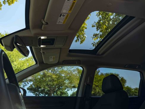 Used 2025 Honda CR-V EX-L image 34