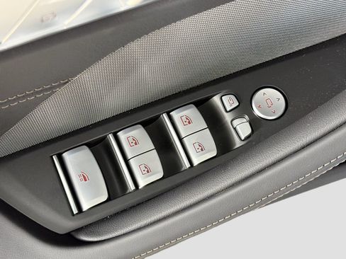 New 2026 BMW 840i Convertible RWD image 18