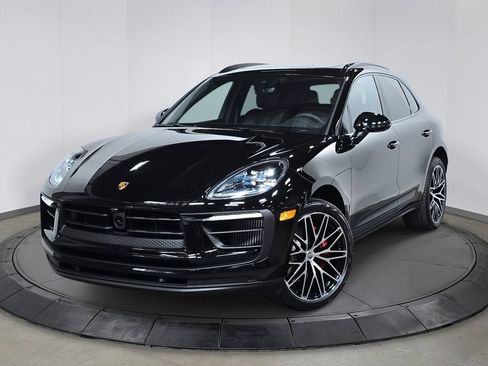 Certified 2026 Porsche Macan S AWD/4WD image 1