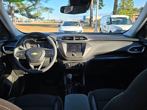 Used 2023 Chevrolet TrailBlazer LT image 12