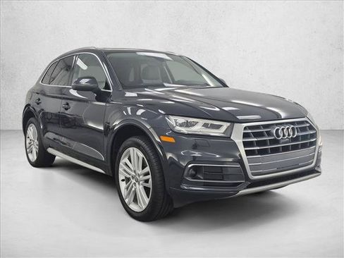 Used 2018 Audi Q5 Prestige w/ Prestige Package AWD/4WD image 3