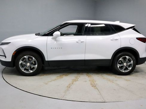 Used 2025 Chevrolet Blazer LT image 8
