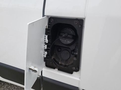 Used 2025 RAM ProMaster 1500 w/ Convenience Group FWD image 10