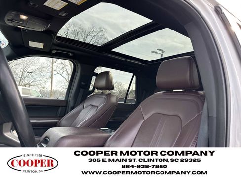 Used 2024 Ford Expedition Limited image 30