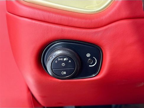 Used 2019 Aston Martin Vanquish Zagato RWD image 24