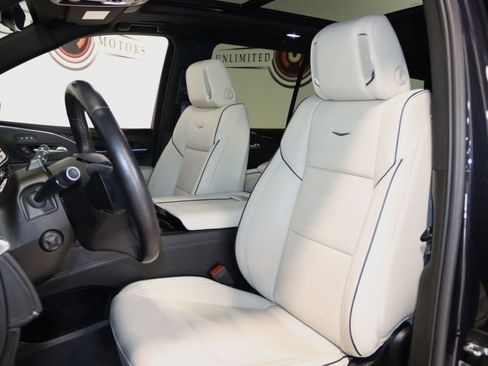 Used 2024 Cadillac Escalade Sport w/ Touring Package image 43