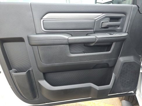 Used 2025 RAM 2500 Tradesman w/ Safety Group image 9