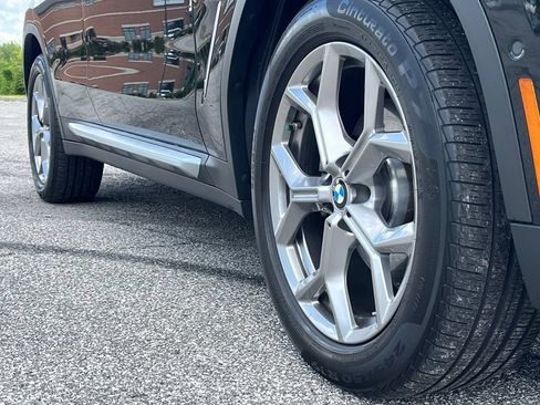 Certified 2024 BMW X3 xDrive30i w/ Premium Package w/ZPA AWD/4WD image 9