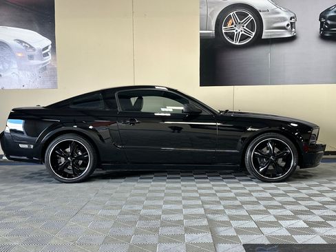 Used 2008 Ford Mustang GT Premium RWD image 3