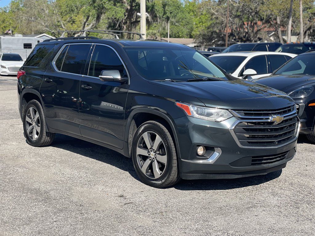 Used 2020 Chevrolet Traverse LT w/ LT Premium Package AWD/4WD image 21