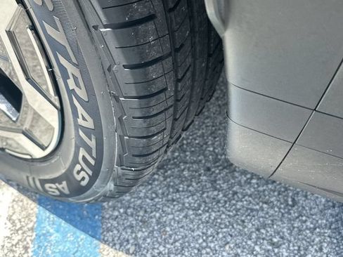 Certified 2024 Hyundai Santa Fe SEL FWD image 12