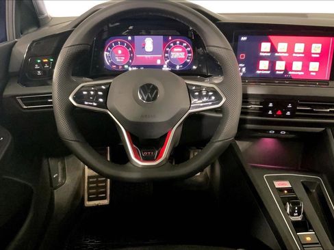 Used 2022 Volkswagen GTI SE image 5