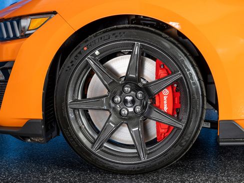 Used 2021 Ford Mustang Shelby GT500 w/ Carbon Fiber Track Pack image 43