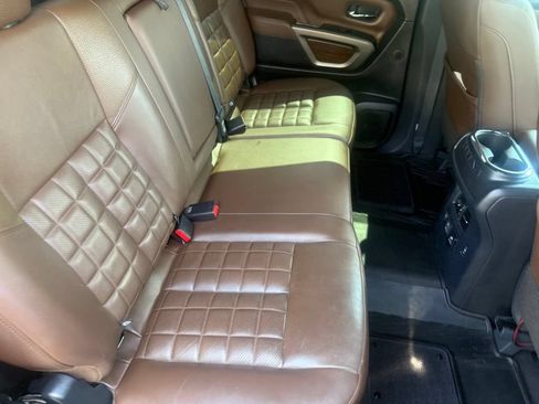 Used 2024 Nissan Titan Platinum Reserve w/ Moonroof Package RWD image 54