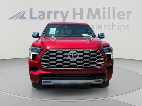 Used 2024 Toyota Sequoia Capstone AWD/4WD image 8