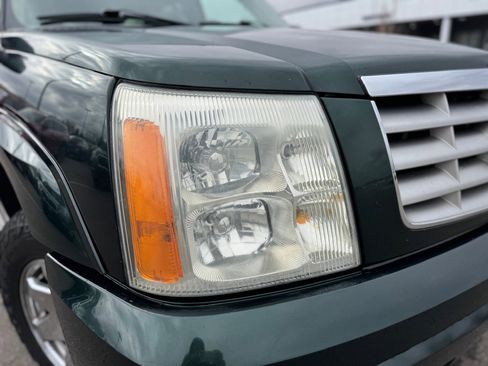 Used 2003 Cadillac Escalade AWD image 55