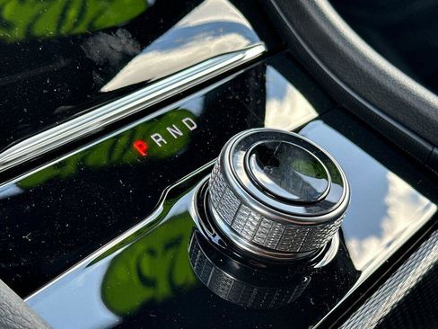 New 2025 Jeep Grand Cherokee Laredo X w/ Luxury Tech Group I image 21