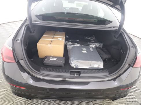 New 2026 Mercedes-Benz E 53 AMG e 4MATIC Sedan image 19