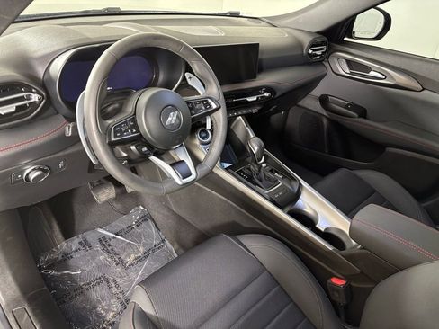 Used 2024 Dodge Hornet R/T w/ R/T Blacktop Package image 17