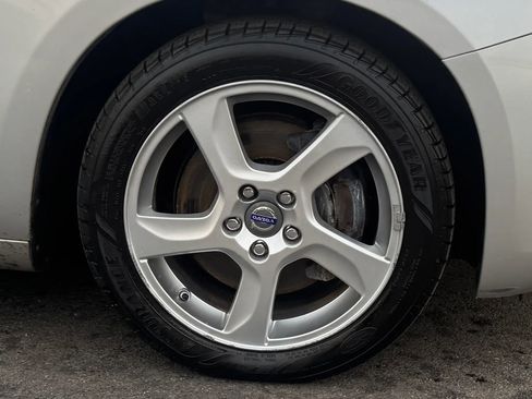 Used 2012 Volvo S60 T5 FWD image 10