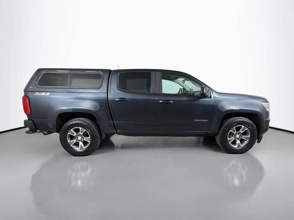 Used 2018 Chevrolet Colorado Z71 AWD/4WD image 5