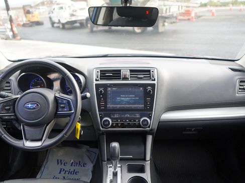 Used 2019 Subaru Legacy 2.5i Premium AWD/4WD image 18
