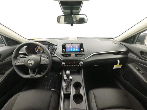 Used 2024 Nissan Altima 2.5 S image 23